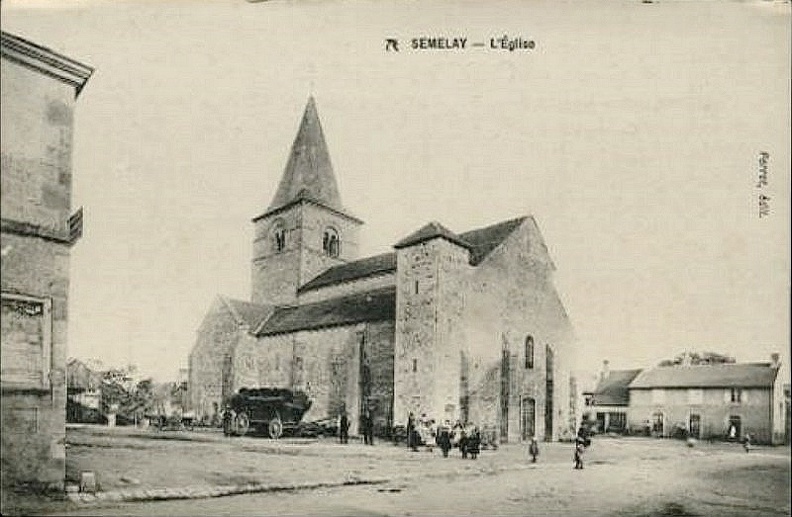 Semelay église 1.jpg