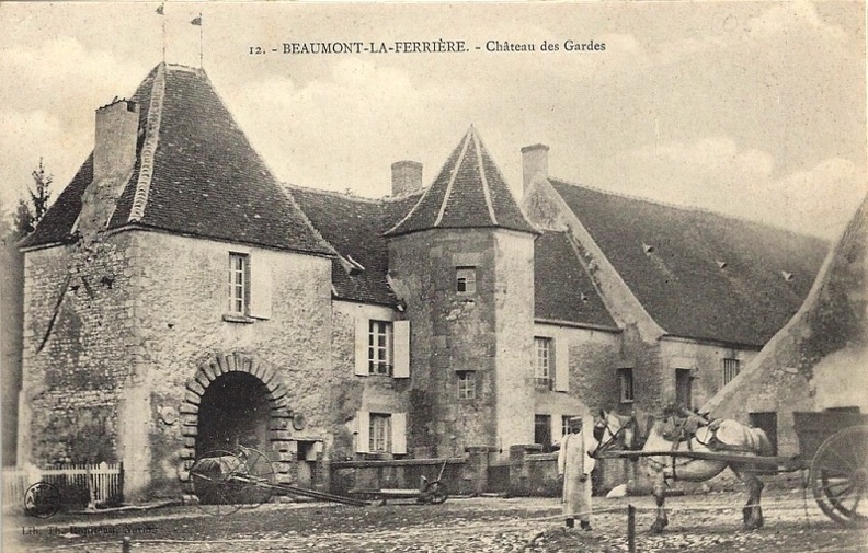 Beaumont_la_Ferrière_château_des_Gardes.jpg