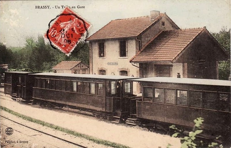 Brassy gare et train.jpg