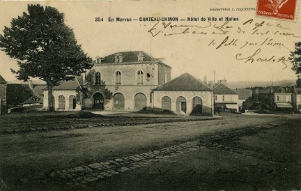 Château-Chinon Hôtel de Ville et halles