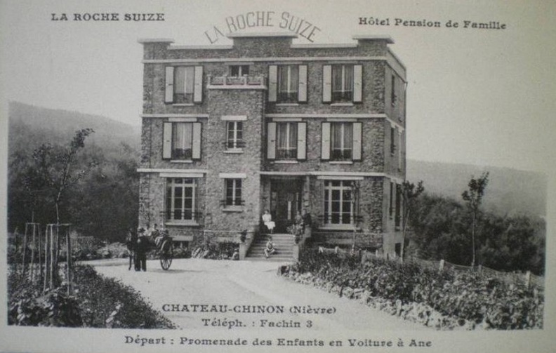 Château-Chinon_Hôtel pension de famille la Roche Suize.jpg