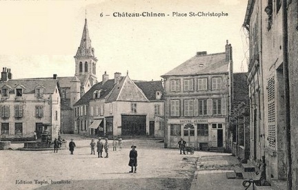 Château-Chinon Place Saint-Christophe6