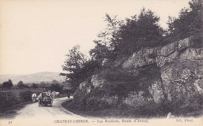 Château-Chinon_Rochers-Route d'Arleuf.jpg