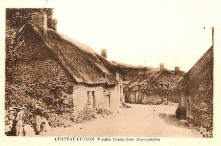 Château-Chinon Vieilles chaumières morvandelles
