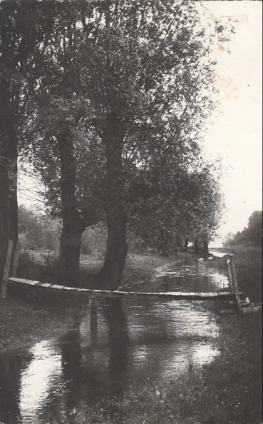Germigny sur Loire ruisseau de Moutalin 1962.jpg
