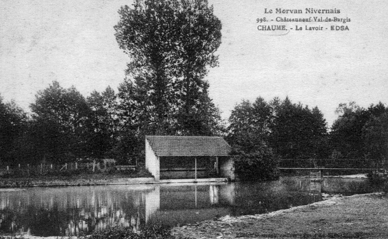 Chateauneuf-Val-de-Bargis Lavoir de Chaume