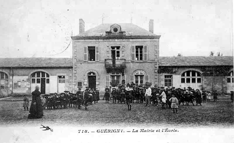 Guérigny Mairie et écoles
