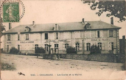 Chaumard Ecoles et mairie1