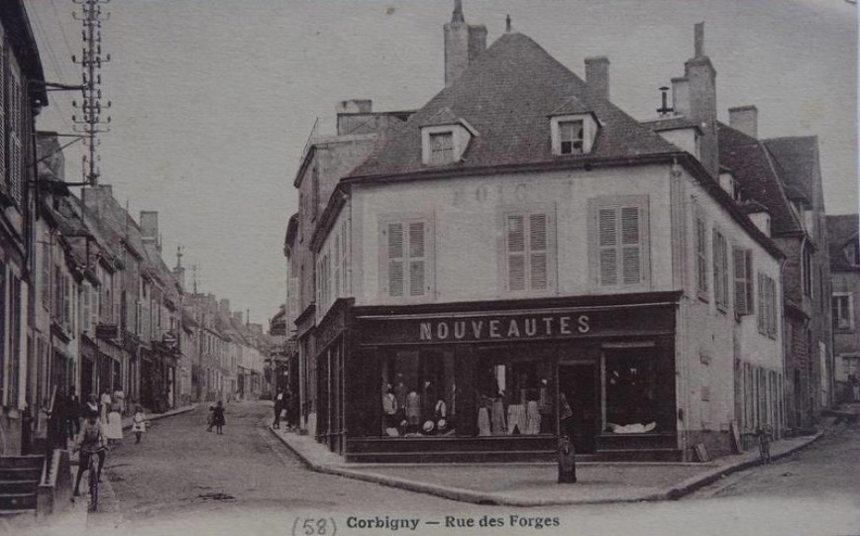Corbigny Rue des forges2