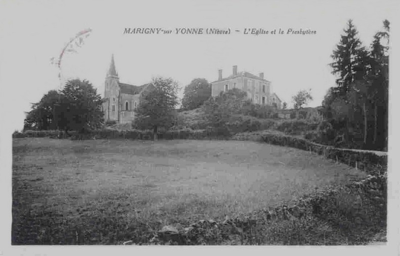 Marigny-sur-Yonne_Eglise et presbytère.jpg