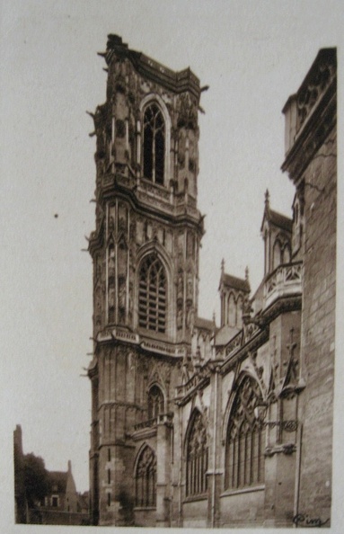 Nevers cathédrale 2.jpg