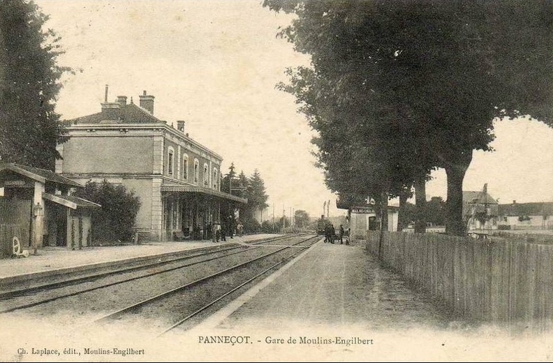 Moulins Engilbert_Gare1.jpg