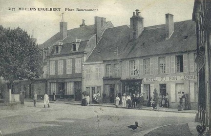 Moulins Engilbert Place Boucaumont