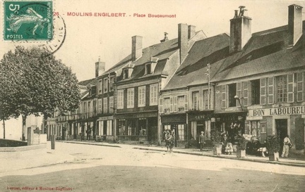 Moulins Engilbert Place Boucaumont6