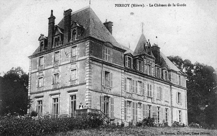 Perroy Château de la Garde