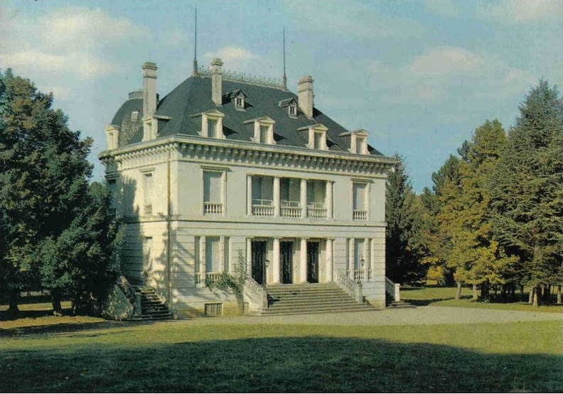 Prémery Château des Sainfoins