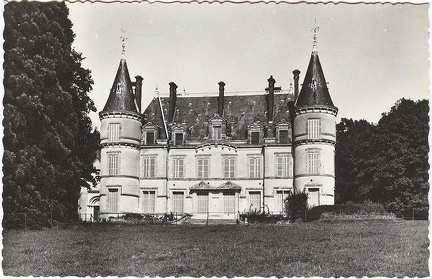 Sauvigny les Bois chateau 4