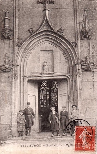 Surgy portail église