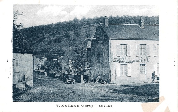 Taconnay place