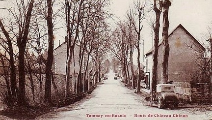 Tamnay en Bazois  Route de Chateau Chinon