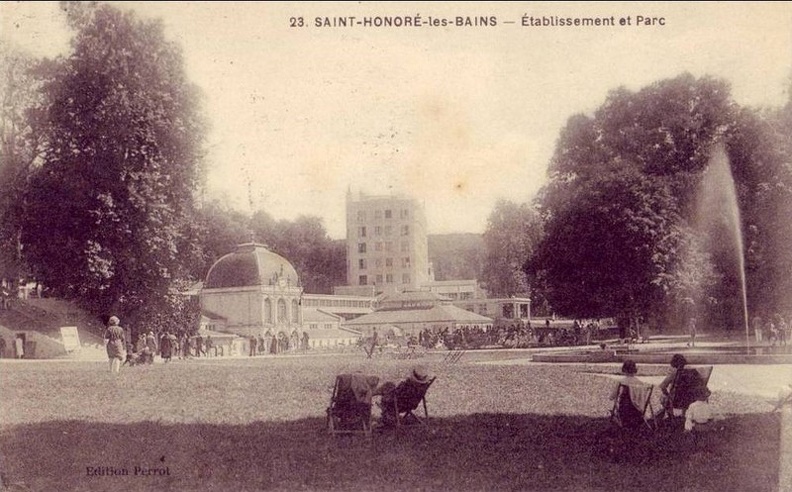 Saint Honoré les Bains_Etablissement thermal et parc1.jpg
