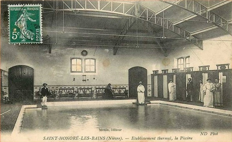 Saint Honoré les Bains_Etablissement thermal piscine.jpg