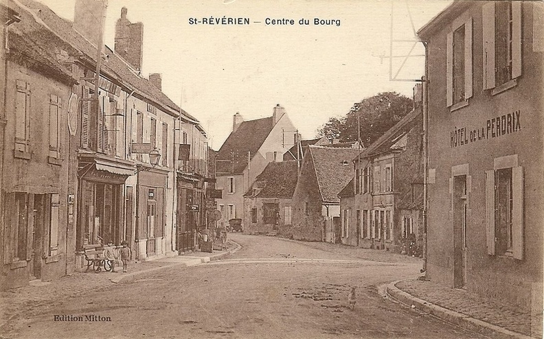 Saint Révérien_Centre du bourg.jpg