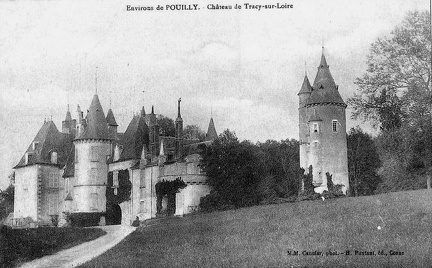 Tracy sur Loire chateau