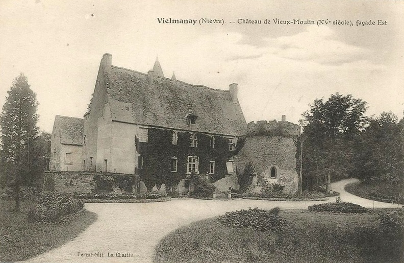 Vielmanay chateau de Vieux Moulin.jpg