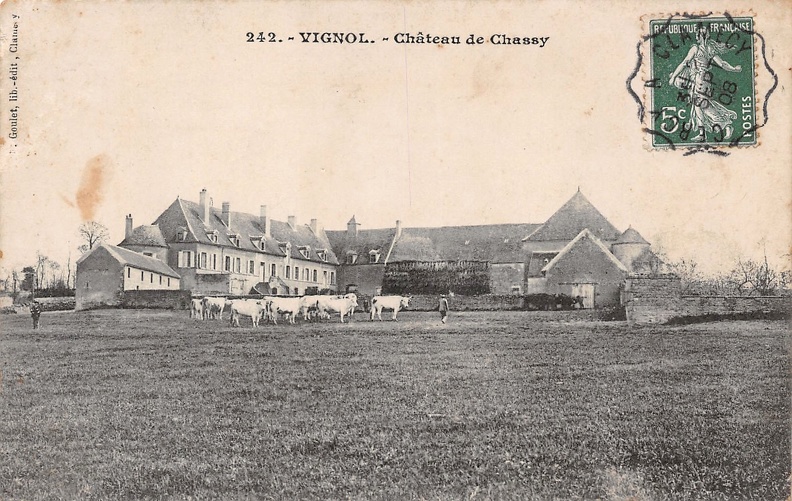 Vignol chateau de Chassy 2.jpg
