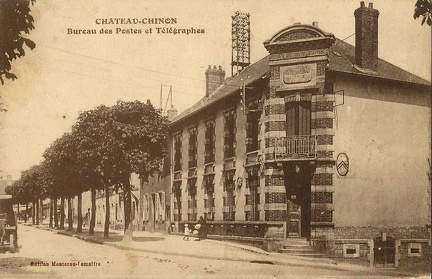 Chateau Chinon poste