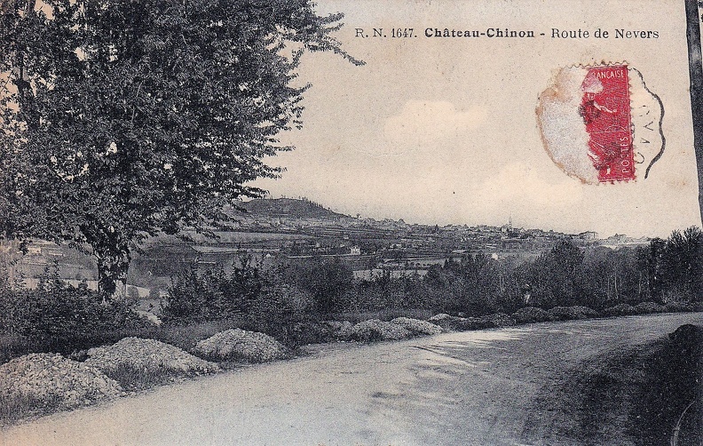 Château Chinon_Route de Nevers.jpg