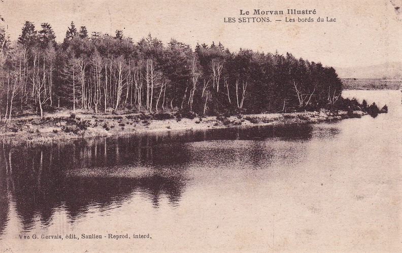 Montsauche_Lac des Settons bords du lac.jpg