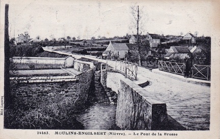 Moulins Engilbert Pont de la Brosse