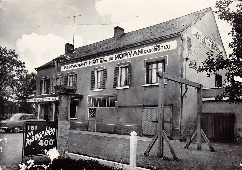 Tannay_Hôtel du Morvan1.jpg