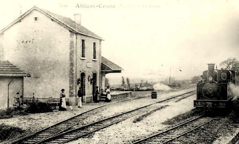 Alligny Cosne gare 5.jpg