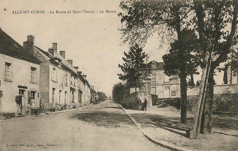 Alligny Cosne route de Saint Vérain.jpg