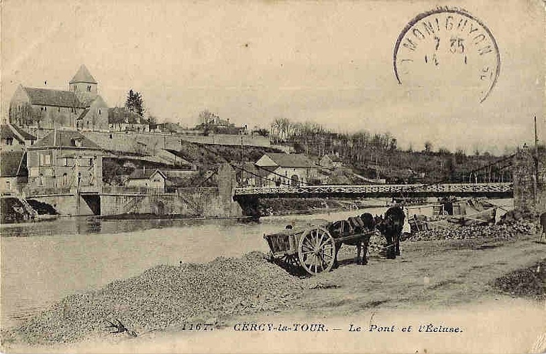 Cercy la Tour pont et écluse.jpg