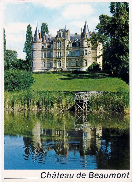 Saint Pierre le Moutier château de Beaumont.jpg