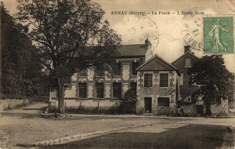 Annay Place et école libre