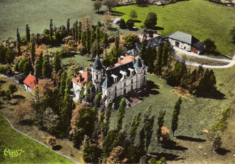 Arbourse_Vue aérienne du château.jpg