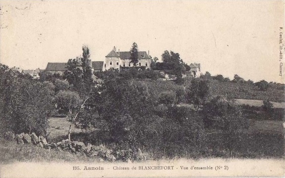 Asnois Château de Blanchefort1