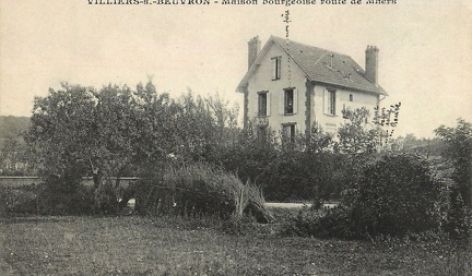 Beuvron Hameau de Villiers-sur-Beuvron Maison bourgeoise route de Mhers