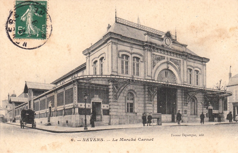Nevers marché Carnot