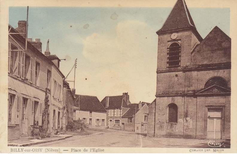 Billy sur Oisy_Place de l'église2.jpg