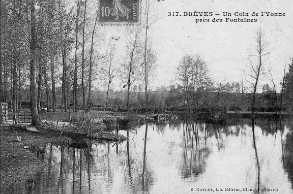 Brèves Coin de l'Yonne près des fontaines