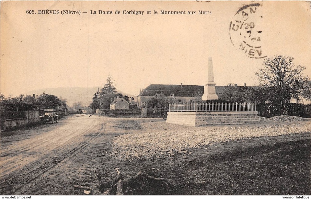 Brèves Route de Corbigny et monument aux morts