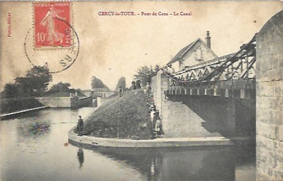 Cercy la Tour canal1