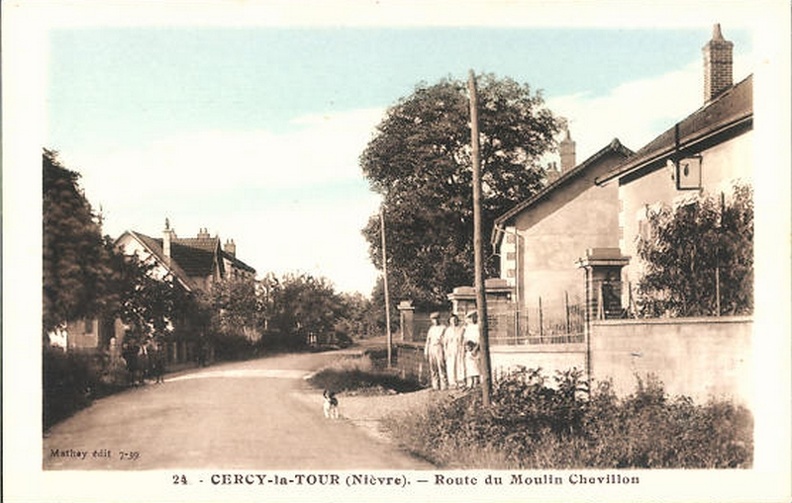Cercy la Tour_Route du moulin Chevillon.jpg