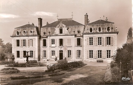 Challuy Château du Vernay